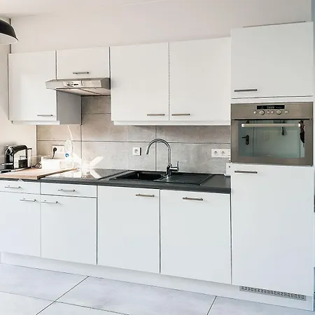 Appartement Modern Centrum Met Enorm Dakterras *